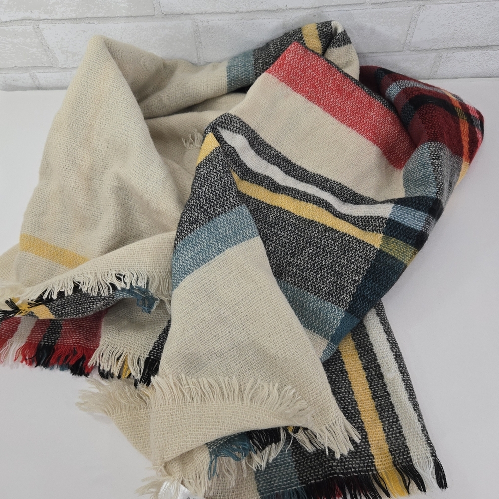 Plaid print warm and cozy blanket scarf